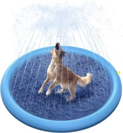 Yar Doggo- Hondenzwembad 150cm – Verkoeling Hond – Waterspeelgoed Buiten – Watersproeier Speelgoed – Hondenspeelgoed- Afkoeling Hond – Afkoelen – Zwembad – Speelzwembad – Babyzwembad – Opblaasbaar – Outdoor Koelmat Hond – Honden Speelgoed