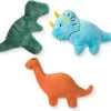 Petshop By Fringe Studio – 289427 – Set Dinos – Hondenspeelgoed – Speelgoed Hond – Verjaardag Hond – Knuffel Hond – Honden Speelgoed – Hondenspeeltje – Pluche Speelgoed Hond – Pluche Hondenspeelgoed -Huisdier Speelgoed Winkel 1200x1005