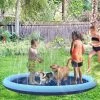Hondenzwembad 150cm Van Verdikt PVC – Honden Speelgoed – Honden Speeltjes – Waterspeelgoed – Watersproeier – Hondenspeelgoed – Koelmat – Kinderzwembadje – Speelmat Met Fontein – Verkoeling Voor Honden & Kinderen! -Huisdier Speelgoed Winkel 1200x1200 63