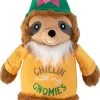 Petshop Bij Fringe Studio – 314215 – Chillin’ With My Gnomies – Hondenspeelgoed – Speelgoed Hond – Verjaardag Hond – Knuffel Hond – Honden Speelgoed – Hondenspeeltje – Pluche Speelgoed Hond – Pluche Hondenspeelgoed -Huisdier Speelgoed Winkel 715x1200
